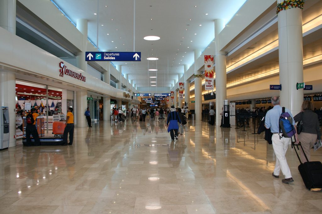 Aeropuerto-de-Cancún dudas INM