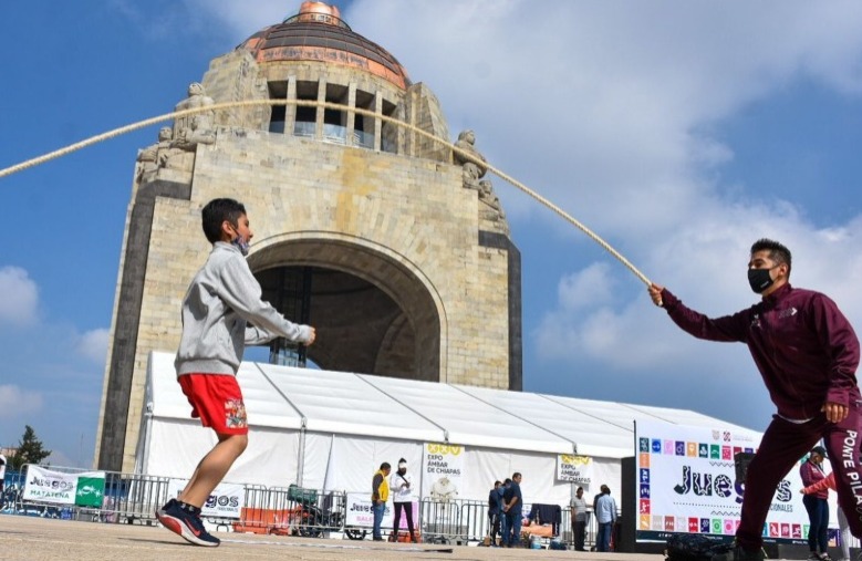 Festival de Juegos Tradicionales Monumento a la revolución