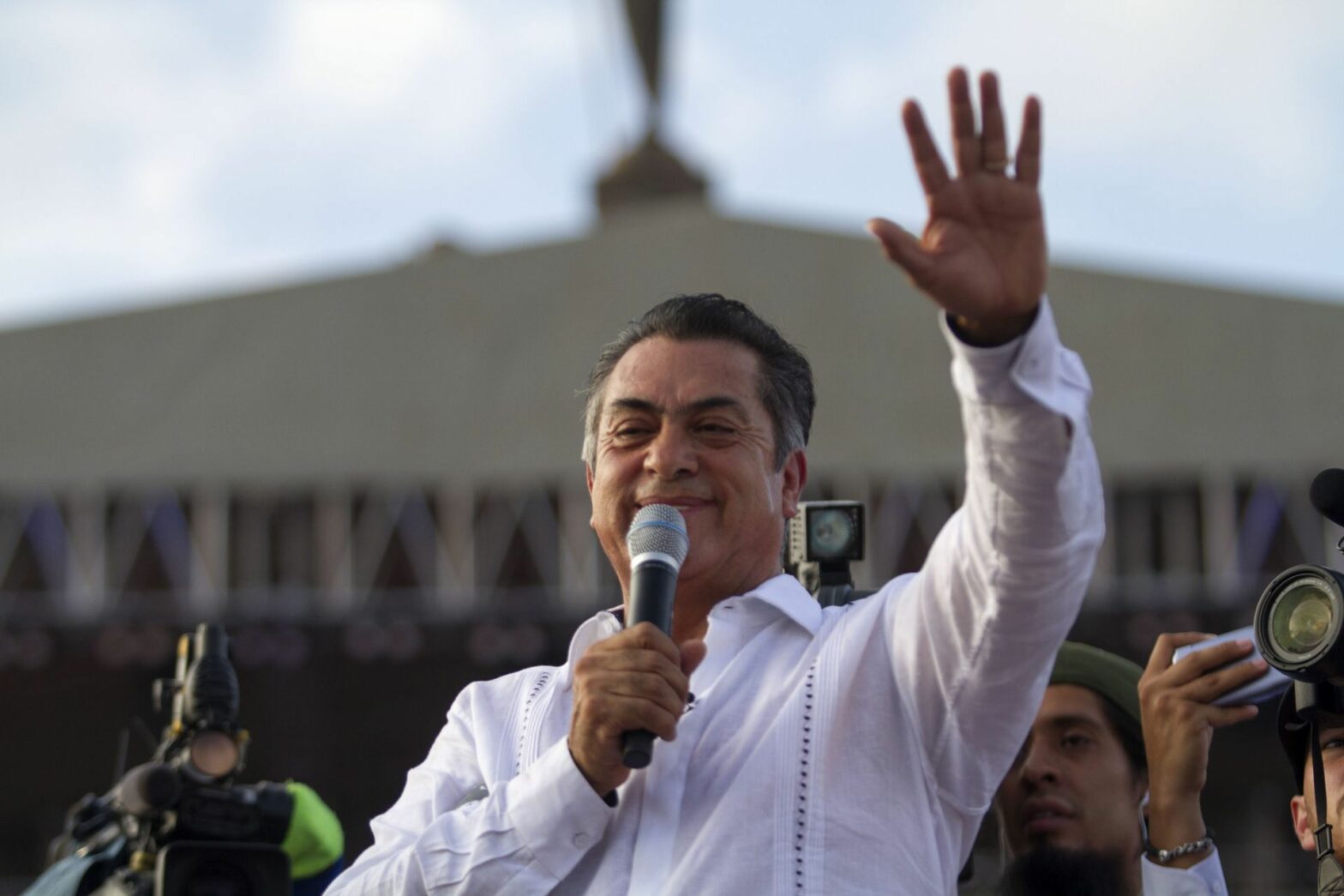 El Bronco saldrá a trabajar a su rancho