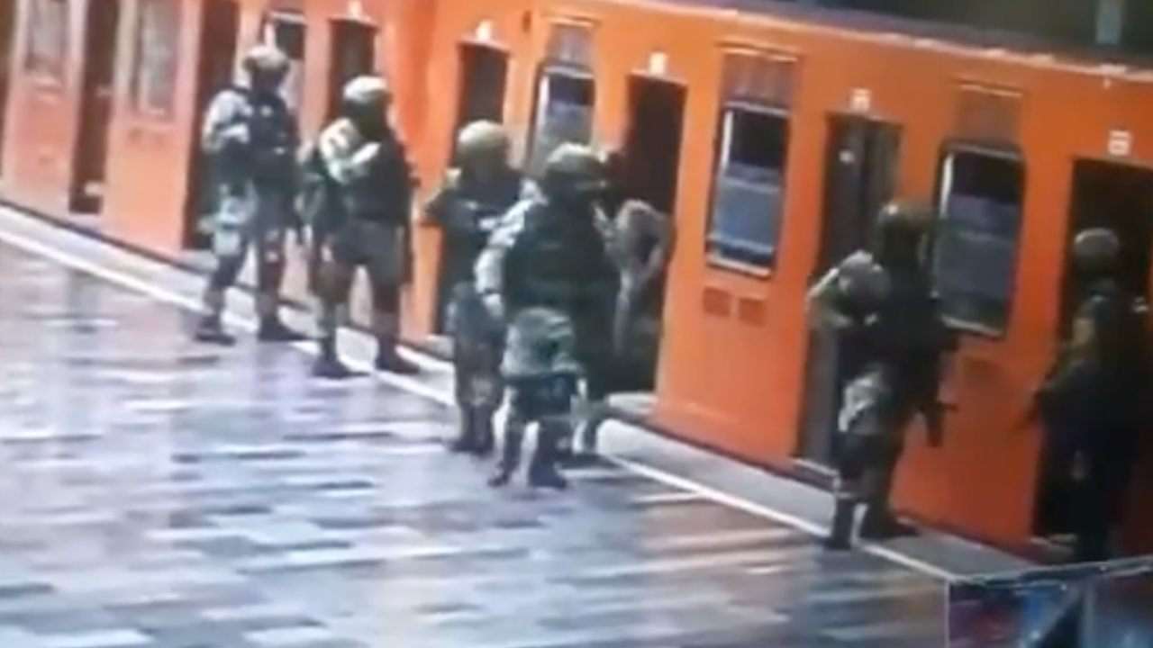 Video_-militares en le metro