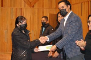 entrega becas