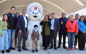 1678731795_545_Trabajando-en-equipo-con-el-Grupo-Bimbo-y-con-el