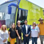 PARA ABATIR EL REZAGO EDUCATIVO EN EL ESTADO DE MÉXICO ALCALDE ADOLFO CERQUEDA DA EL BANDERAZO DE SALIDA EN NEZAHUALCÓYOTL AL AULA MÓVIL “EN RUTA POR LA EDUCACIÓN”