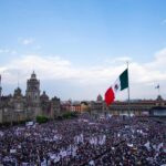 AMLO dedica un minuto de silencio en memoria del Periodista Carlos Payán Velver