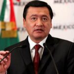 Senadores priistas buscan remoción de Osorio Chong como coordinador del grupo parlamentario