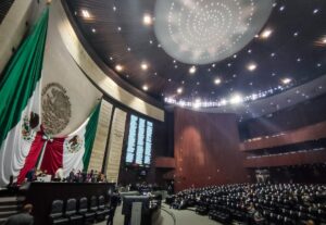 Sesión ordinaria semipresencial de la Cámara de Diputados en la que se presentaron diversas iniciativas por parte de los grupos parlamentarios.
