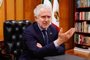 entrevista santiago creel