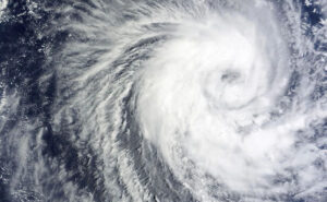 ¡Alerta en Quintana Roo! Se monitorea una zona de baja presión, con potencial ciclónico