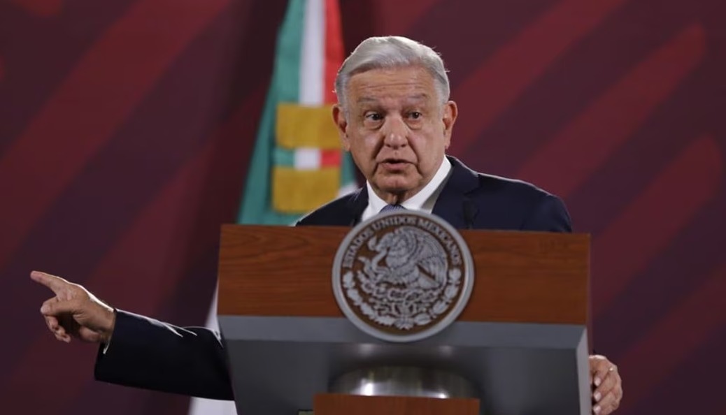 Andrés Manuel López Obrador AMLO Xóchitl Gálvez