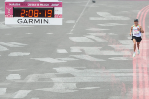 maraton-ciudad-de-mexico-cdmx-ganadores-hector-garibay-flores-record-14
