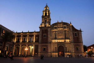 plaza-santo-domingo-1