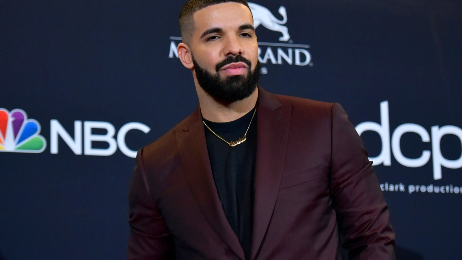 Drake es criticado por su nueva canción