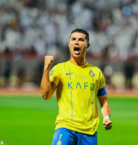 cristiano-ronaldo-latigazos-iran-por-que-fatemeh-hamami-1