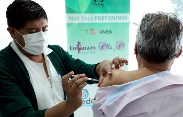 IMSS aplica 9.5M de vacunas contra la influenza