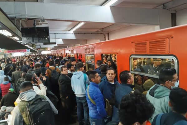 Caos en el Metro CDMX: Línea 3 Colapsa por Falla Mecánica