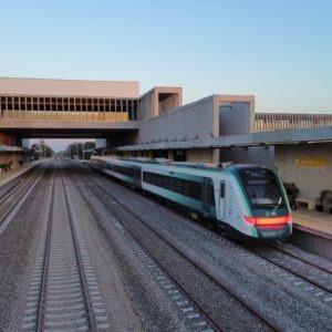 AMLO inaugura tramo 5 Norte del Tren Maya en Quintana Roo