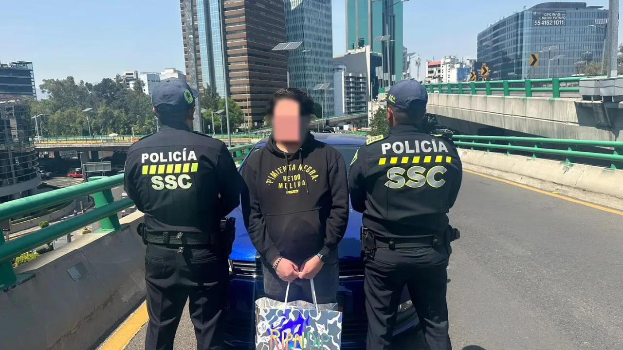 Detención en CDMX revela más de un millón de pesos en efectivo