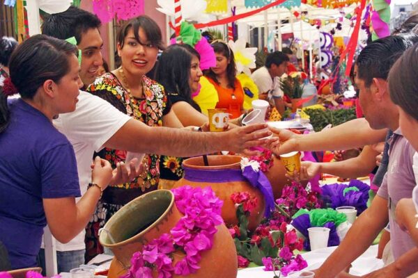 Oaxaca: "Viernes de Samaritana" entre tradición y riesgo