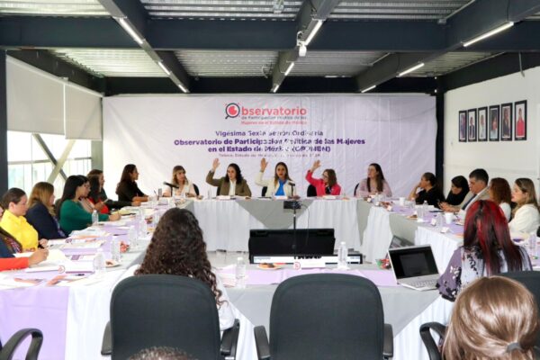 Sesiona Observatorio de Participación Política de las Mujeres en el Estado de México