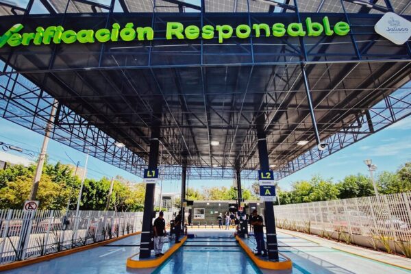 Guadalajara: menos contaminada gracias a "Verificación Responsable"