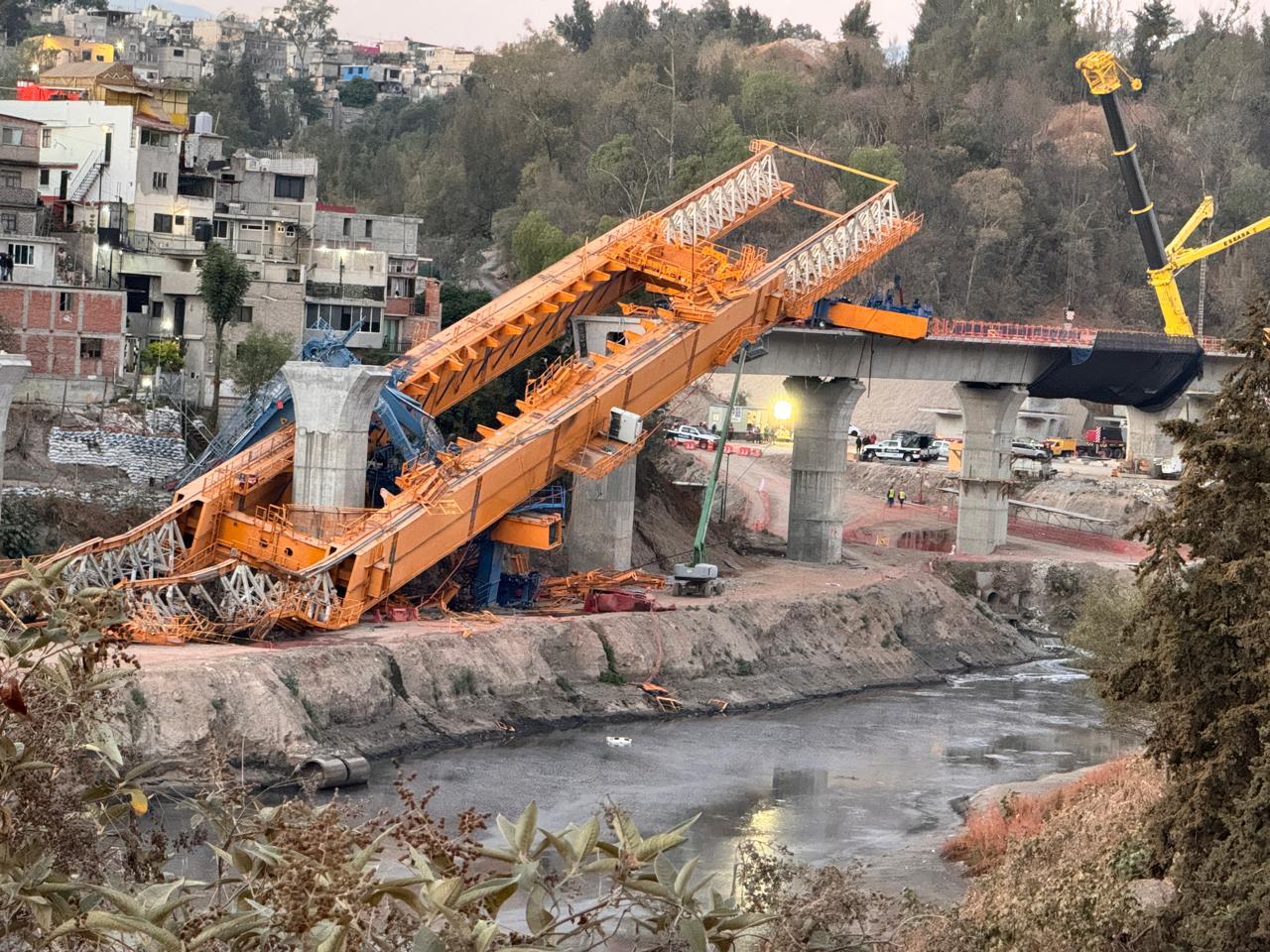 Presa Tacubaya Tren Interurbano