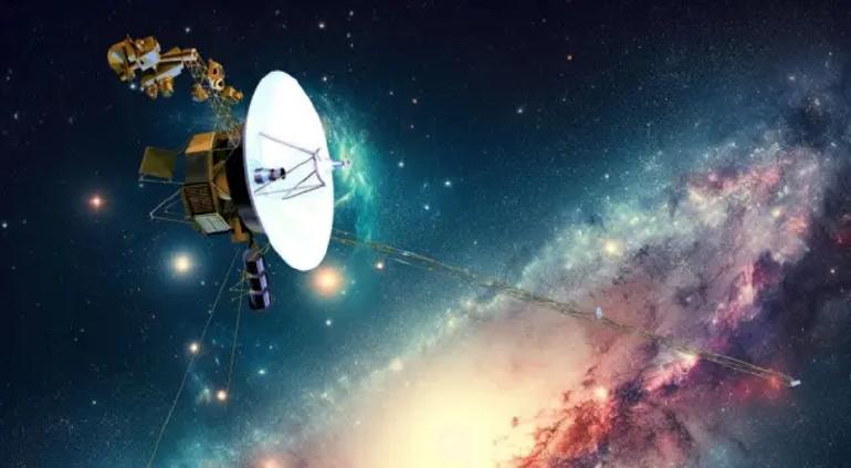 NASA reestablece comunicación con Voyager 1