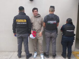 Detienen a influencer por agresión en Naucalpan