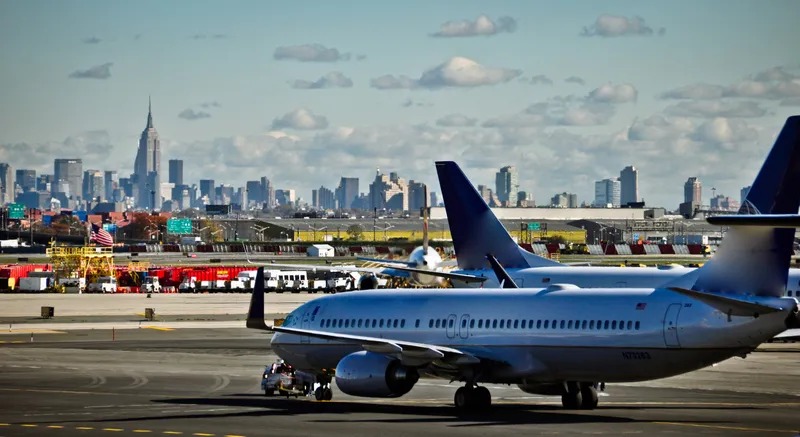 Sismo paraliza aeropuertos en Nueva York y Nueva Jersey