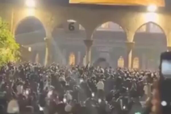 Fiesta en Al-Aqsa: palestinos celebran contraataque de Irán