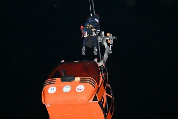 Rescate en teleférico después de 23 horas: operación en Turquía