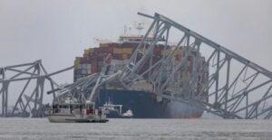 choque-buque-puente-maryland-estados-unidos_11zon