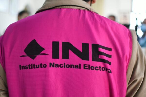 INE aprueba sobrerrepresentación de Morena y aliados