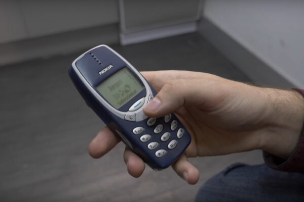 Vuelve el clásico de Nokia: El teléfono indestructible