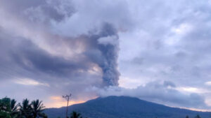 volcán Ibu