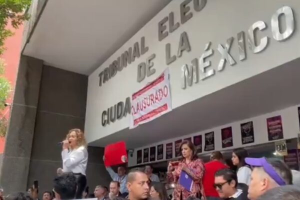 Rojo de la Vega, Taboada y Gálvez clausuran simbólicamente el Tribunal Electoral de CDMX