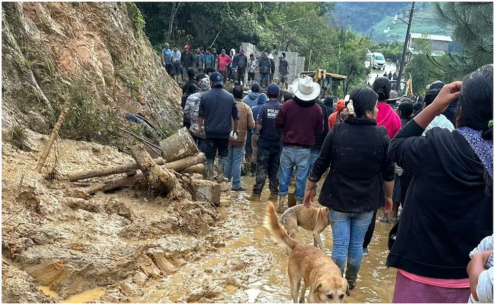 Huracán John: vuelos limitados y autopistas cerradas en Guerrero