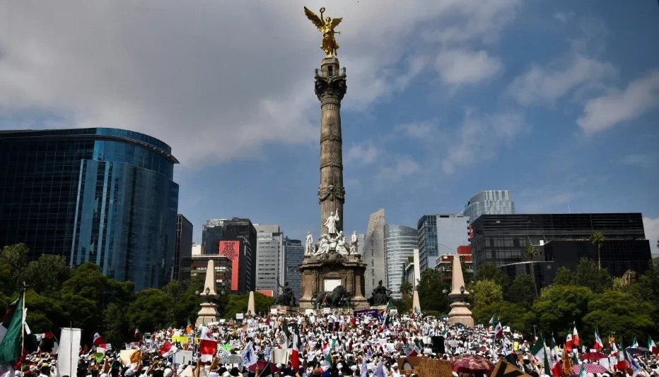 ¿Qué causa la controversia en la reforma judicial del gobierno de AMLO?