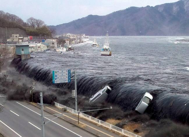 Tsunami impacta islas al sur de Tokio