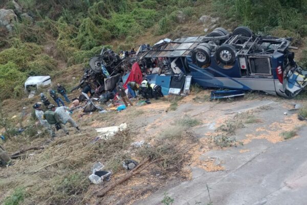 Trágico accidente en Zacatecas: 24 muertos y 5 heridos tras choque en carretera