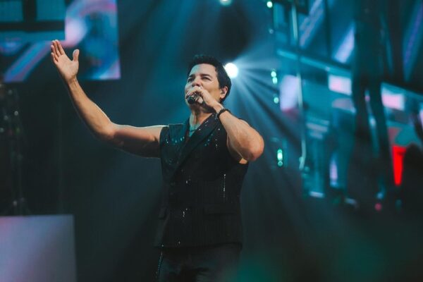 Chayanne anuncia conciertos en México para 2025