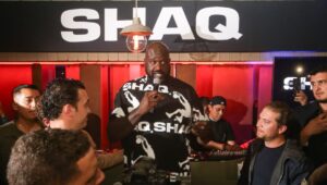 shaquille-neal-visita-mexico-regala