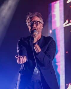 the-national-concierto-mexico-palacio-de-los-deportes-matt-berninger_11zon