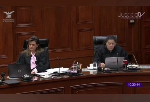 Lenia Batres vota en contra de su propia propuesta