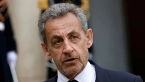 la-justicia-francesa-ratifica-la-condena-contra-nicolas-sarkozy-de-tres-anos-de-carcel-por-corrupcio_5fae