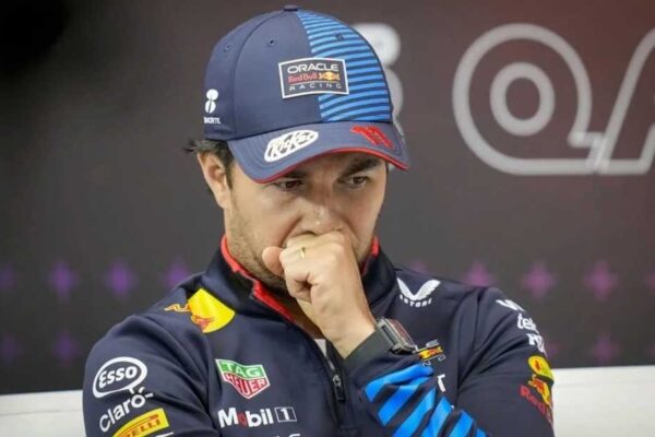 Checo Pérez deja oficialmente a Red Bull