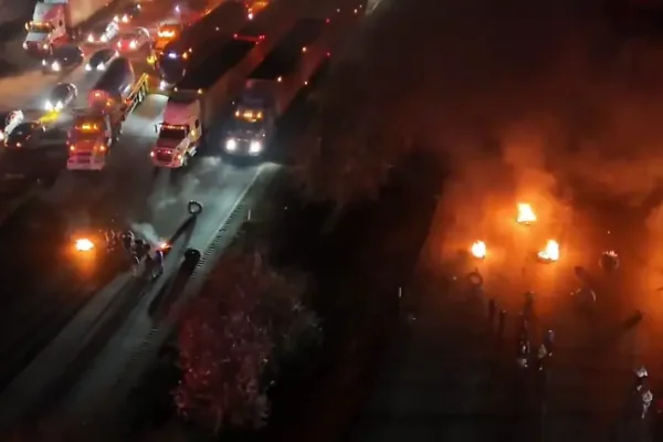 Se reporta bloqueo nocturno en la Autopista México-Querétaro