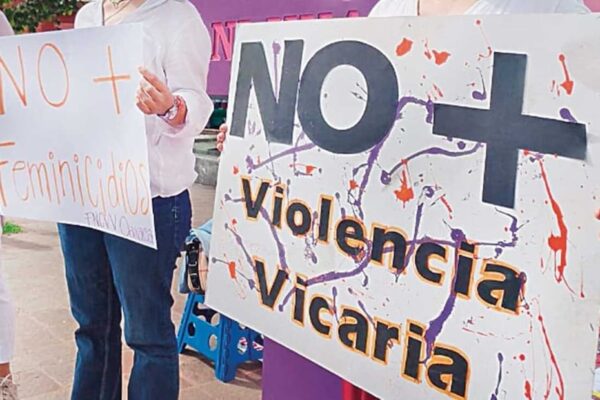 ¿Qué es la violencia vicaria?, motivo de la marcha de novias en CDMX