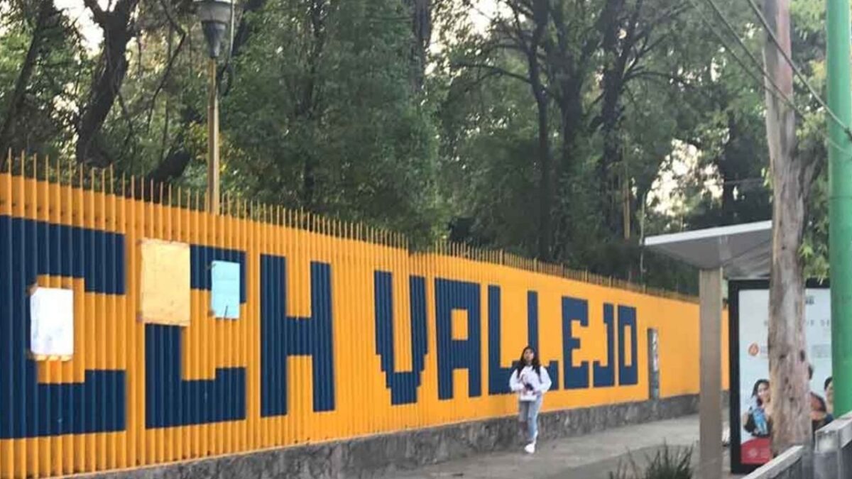 CCH Vallejo es tomado por encapuchados, hoy 24 marzo