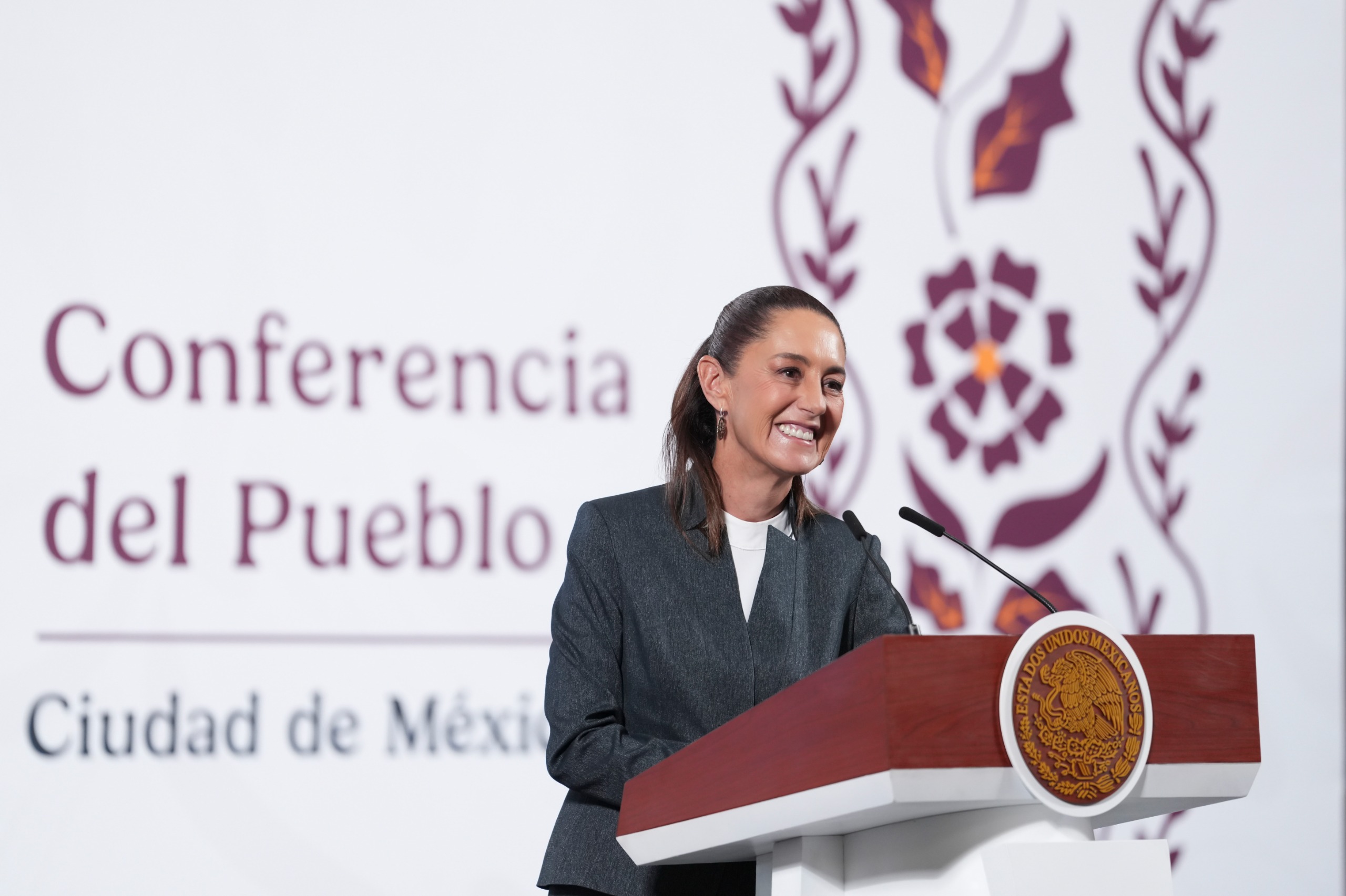 Sheinbaum habla de su llamada con Trump, no hubo "negociación en lo oscurito"