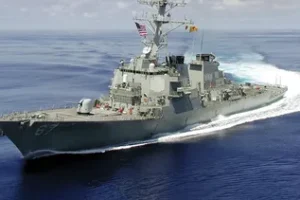 EE.UU. envía al destructor USS Gravely al Golfo de México: así reacciona Sheinbaum